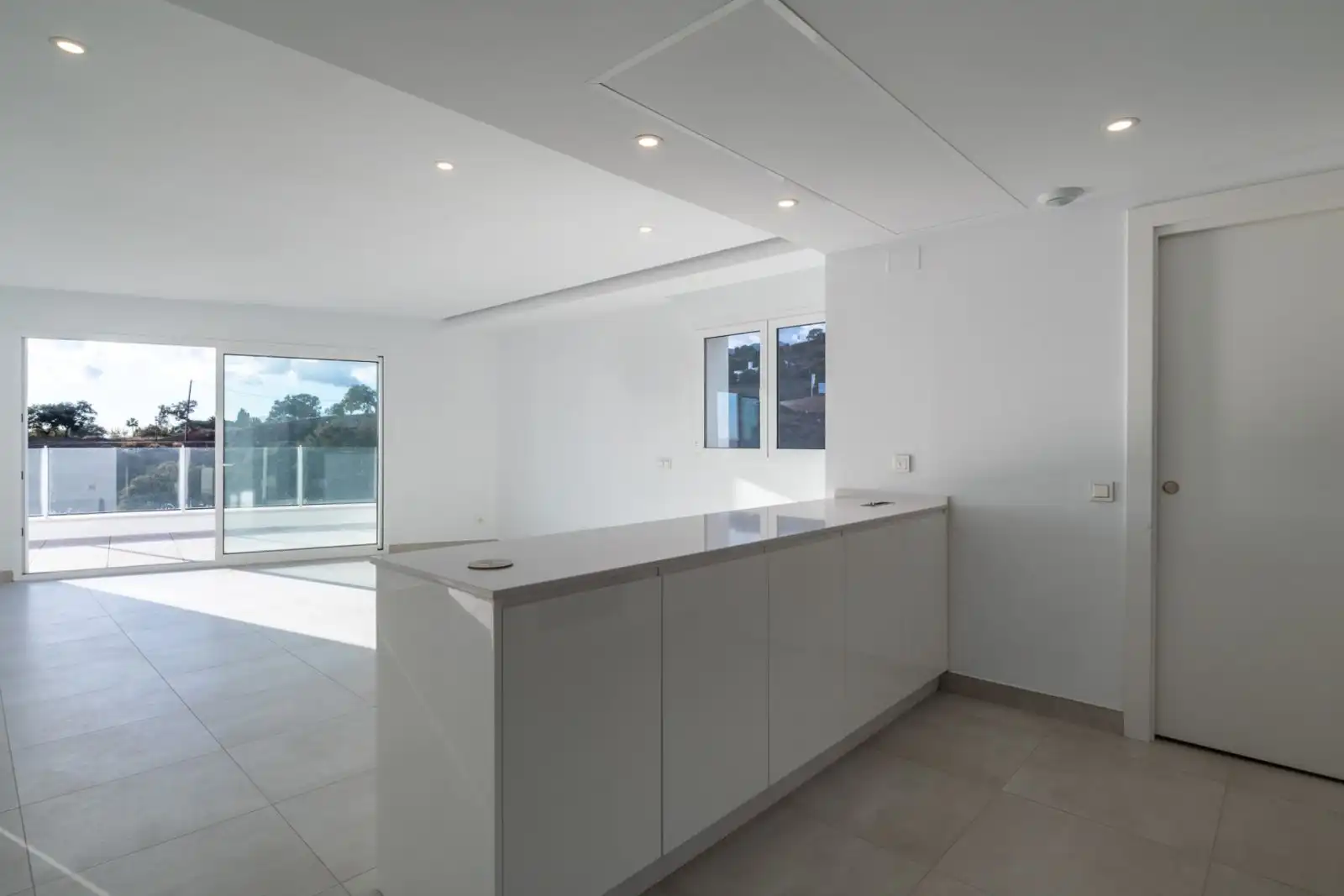Kitchen of Attic for sale in Marbella  with Air Conditioner, Terrace and Storage room