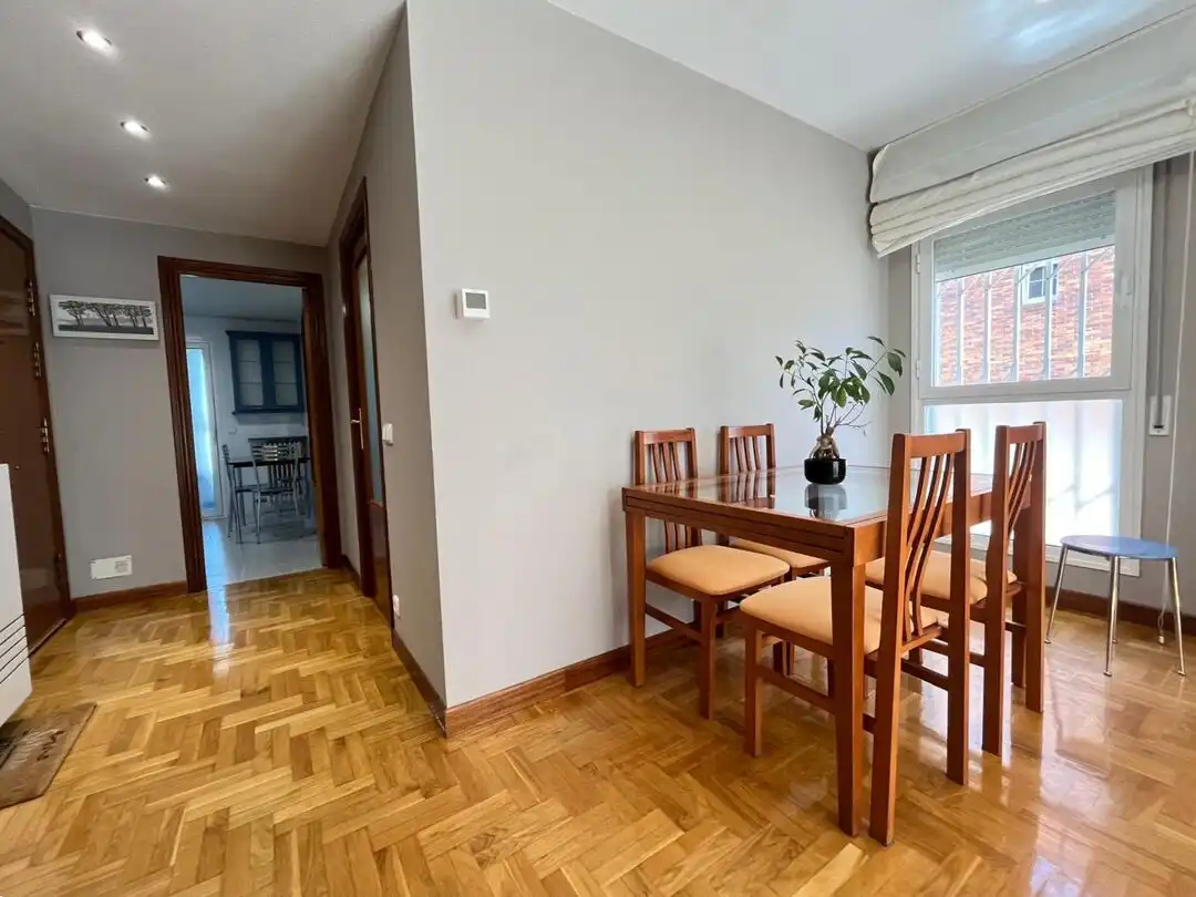 Comedor de Piso en venta en Barañáin / Barañain con Calefacción, Trastero y Amueblado