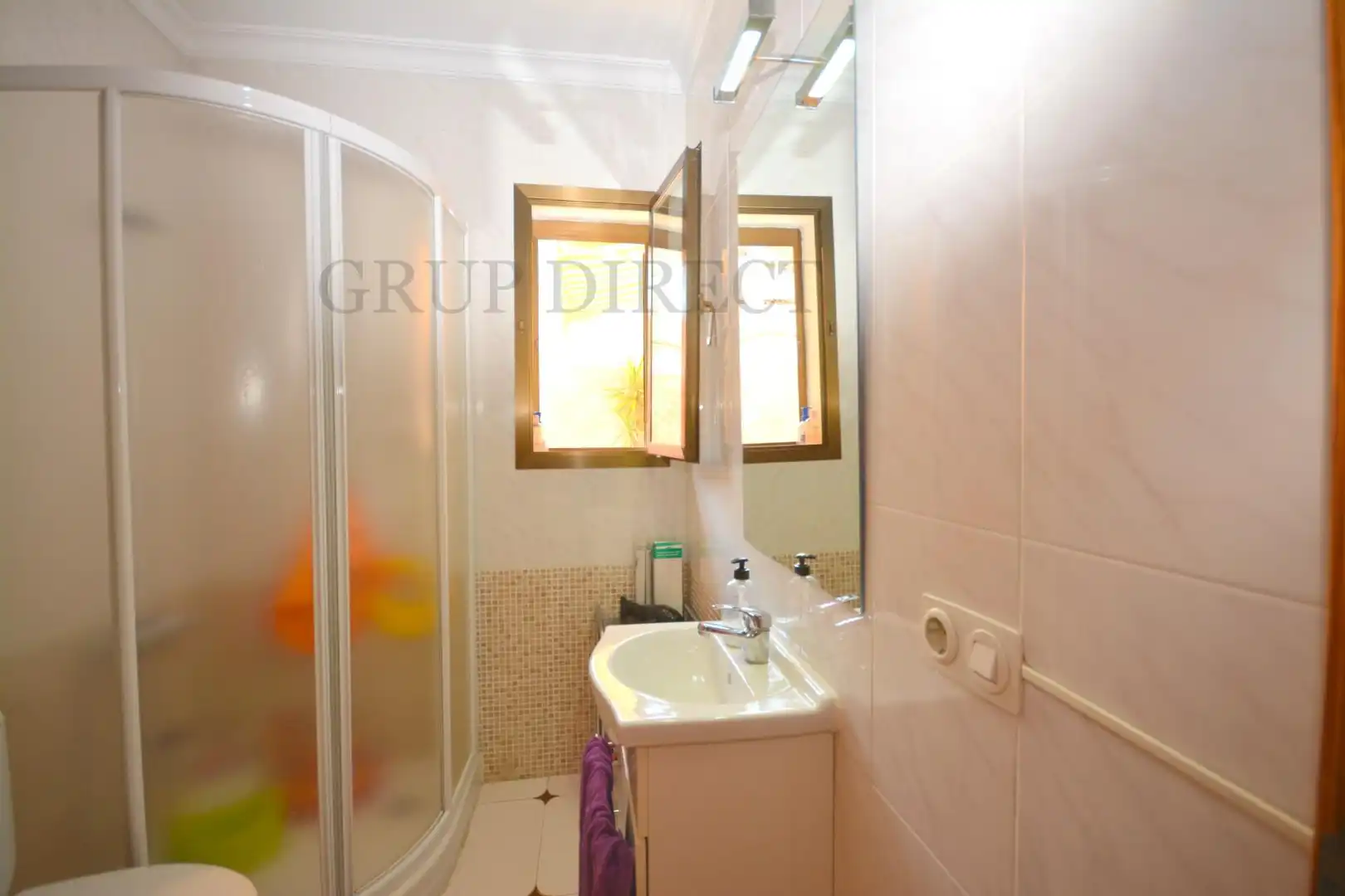 Bany de Casa o xalet en venda en  Palma de Mallorca amb Calefacció, Jardí privat i Terrassa