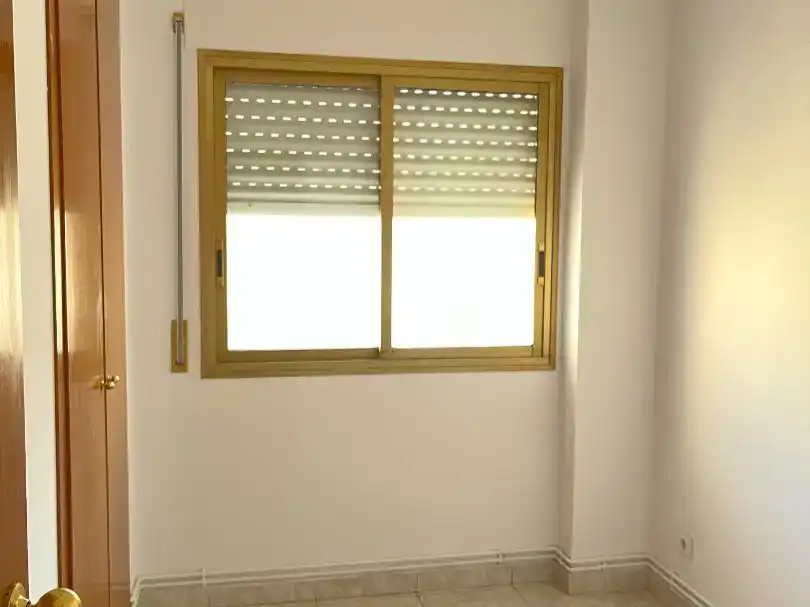 Dormitori de Pis en venda en Tortosa amb Balcó