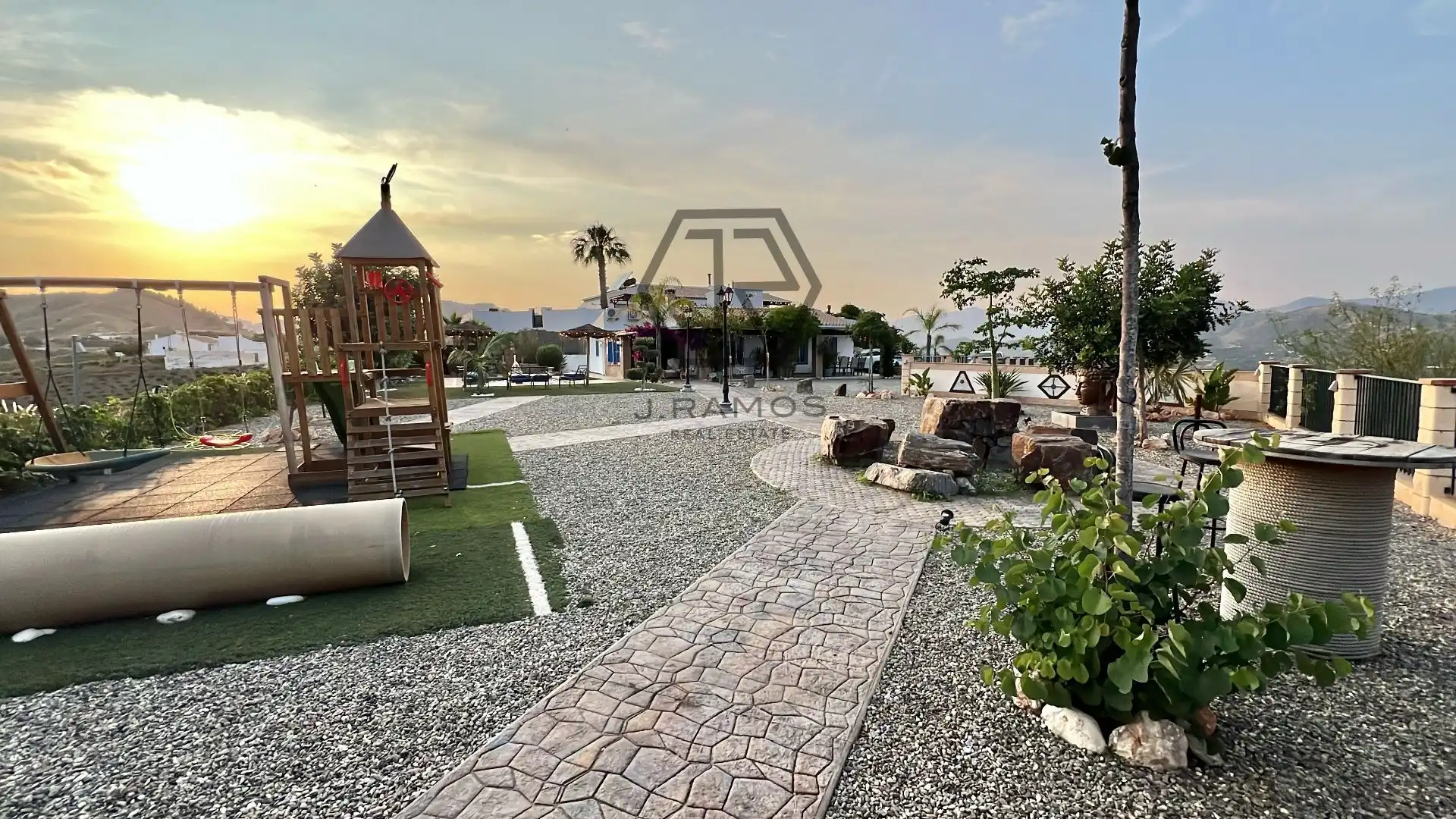 Houses for rent in de la axarquia, Almáchar