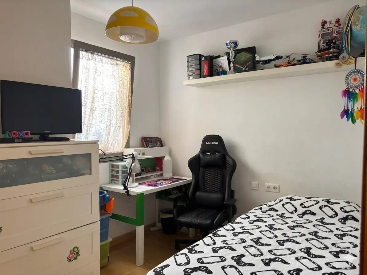 Habitación de Piso en venta en Telde con Trastero, Amueblado y Horno