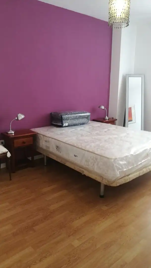 Bedroom of Apartments for rent in Huelva  with Air Conditioner and Furnished