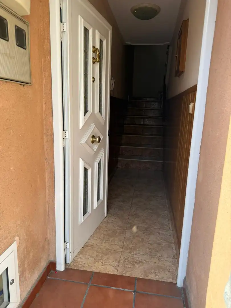 Casa adosada en venda en Oviedo  amb Calefacció, Parquet i Traster