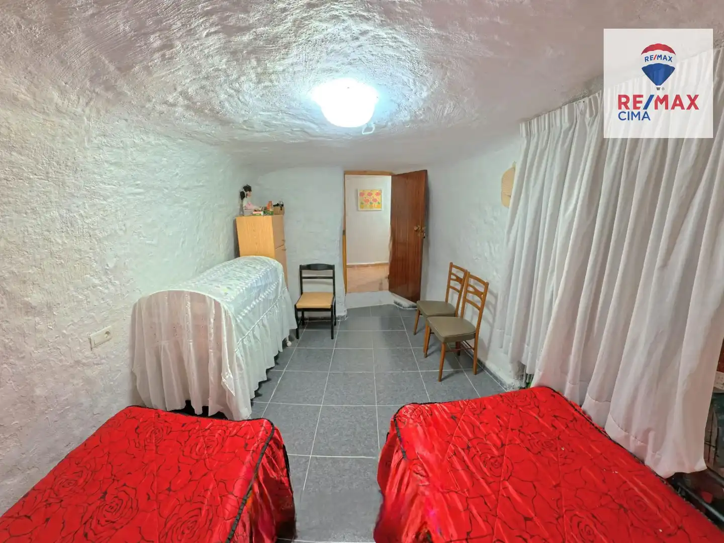 Country homes for sale in Galera  with Private garden, Terrace and Furnished