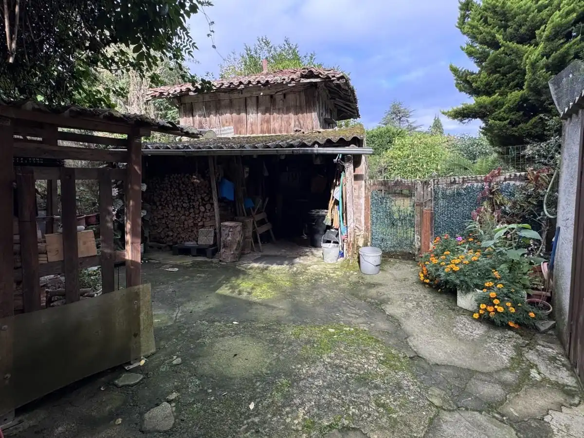 Casa adosada en venda en Posada - Barro