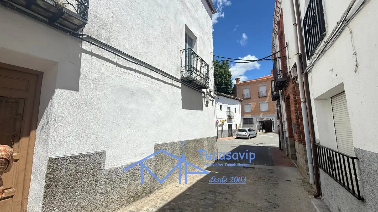 Vista exterior de Casa o xalet en venda en Cebreros