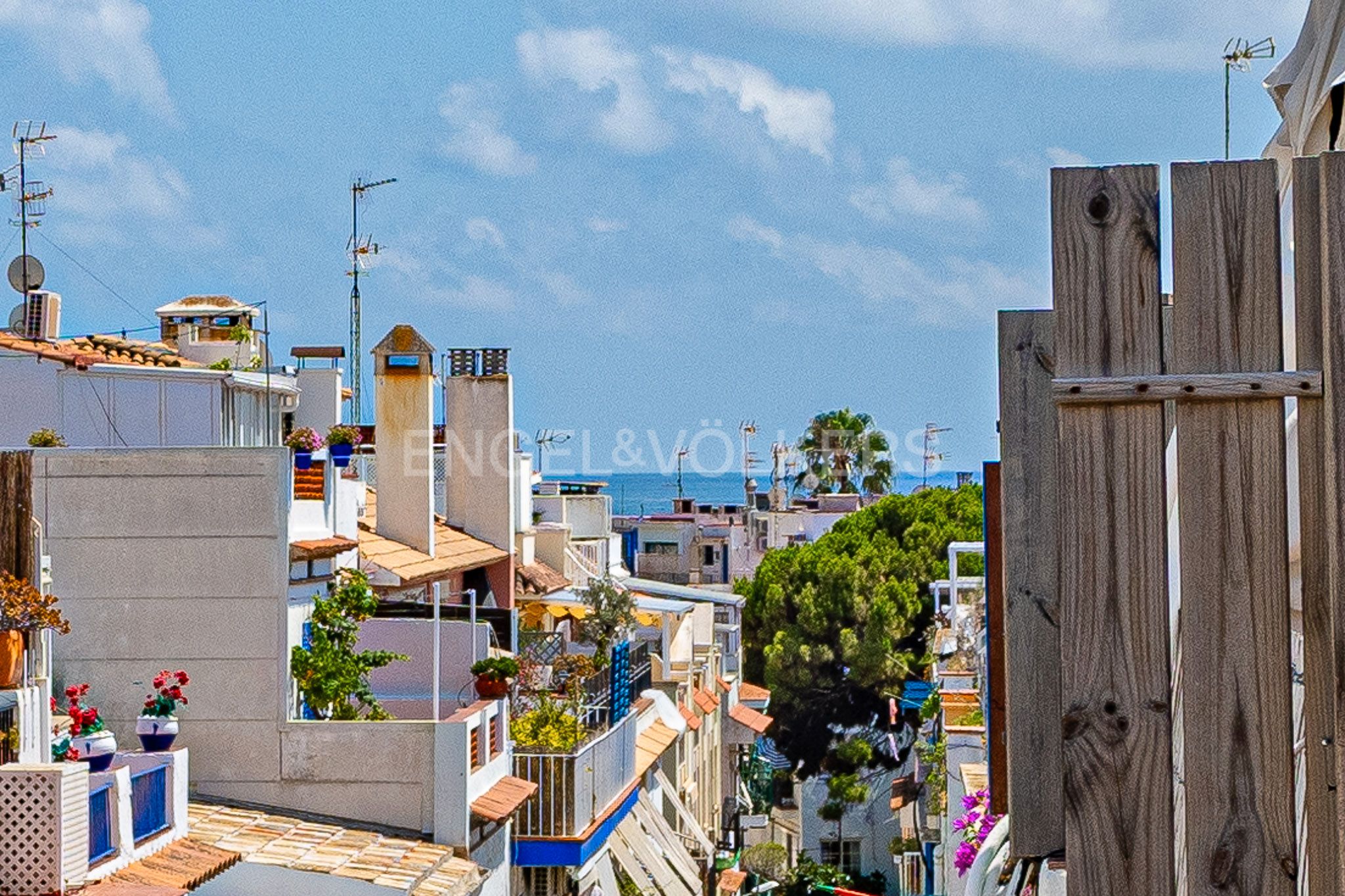 Exterior view of Apartment for sale in Sitges  with Air Conditioner, Heating and Terrace