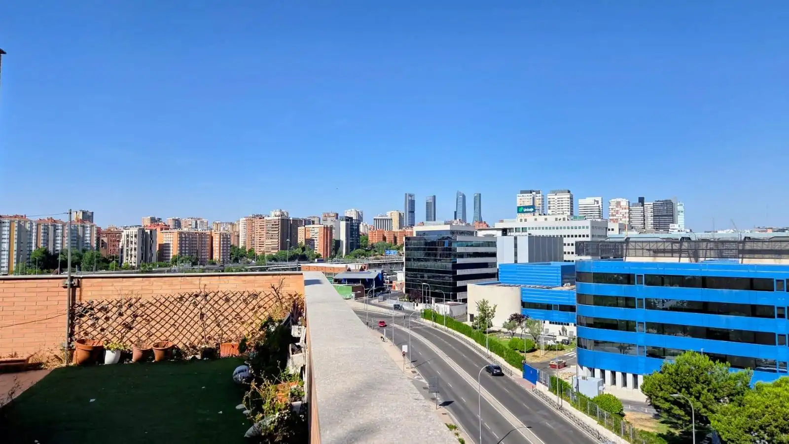 Vista exterior de Ático en venta en Madrid con Aire acondicionado, Calefacción y Parquet