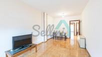 Sala d'estar de Pis en venda en Mieres (Asturias) amb Calefacció, Parquet i Terrassa