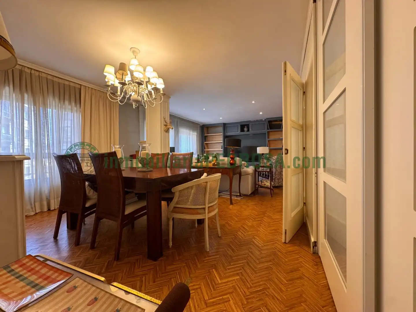Comedor de Piso en venta en Pontevedra Capital  con Calefacción