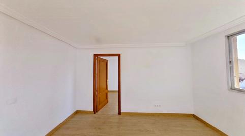 Foto 2 de Piso de alquiler en San Diego, Madrid