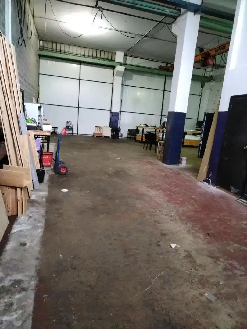 Fabrikhallen zur Miete in Bergara