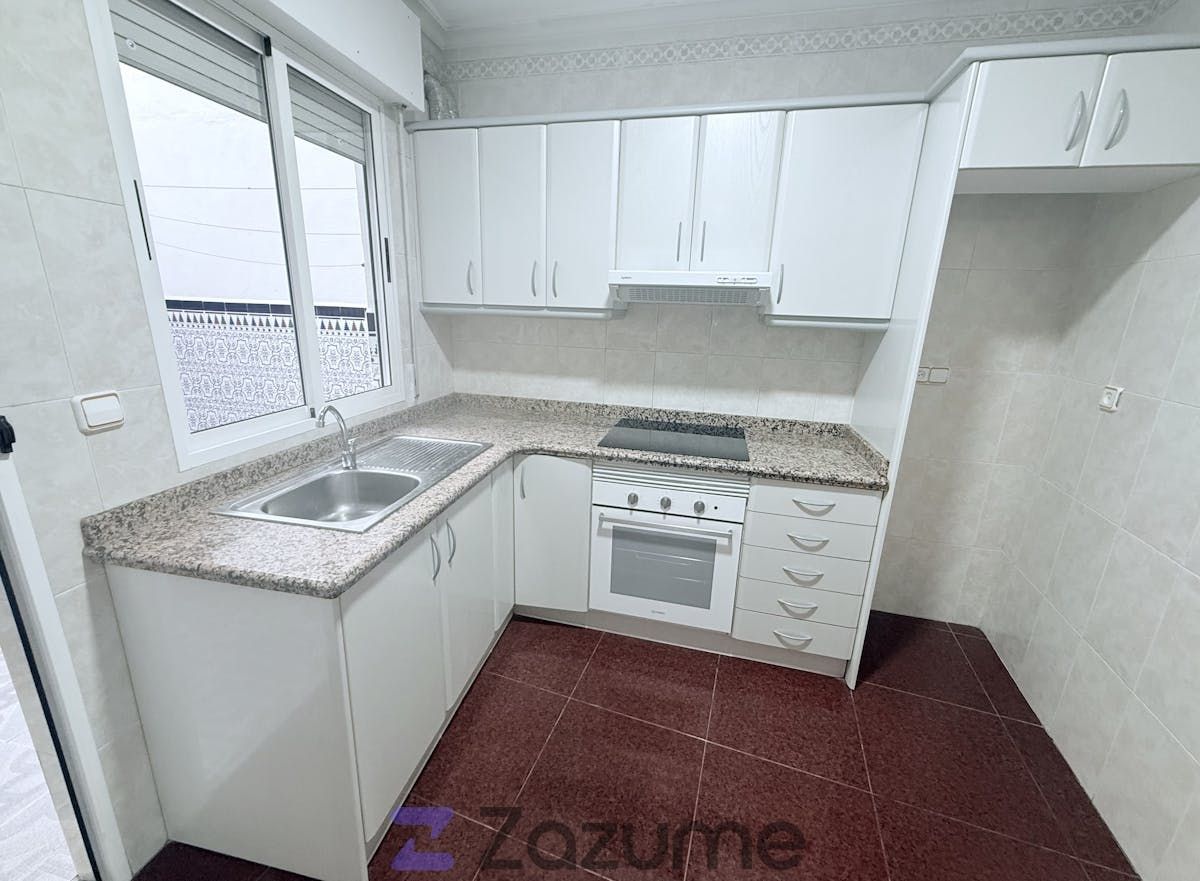 Cuina de Pis de lloguer en Molina de Segura amb Terrassa, Traster i Forn