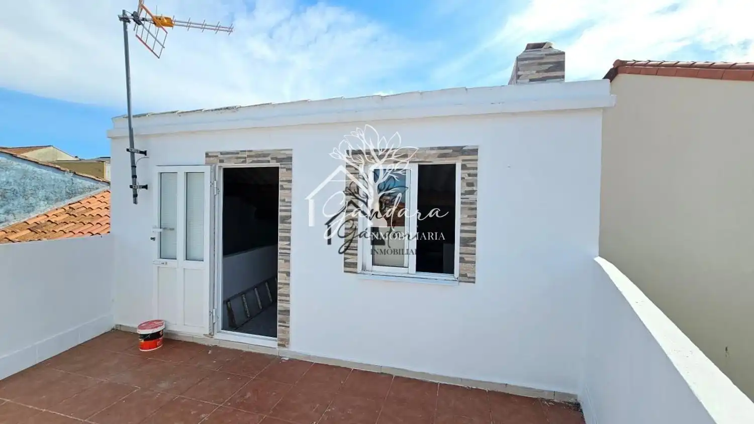 Vista exterior de Casa o xalet en venda en Mugardos amb Terrassa i Traster