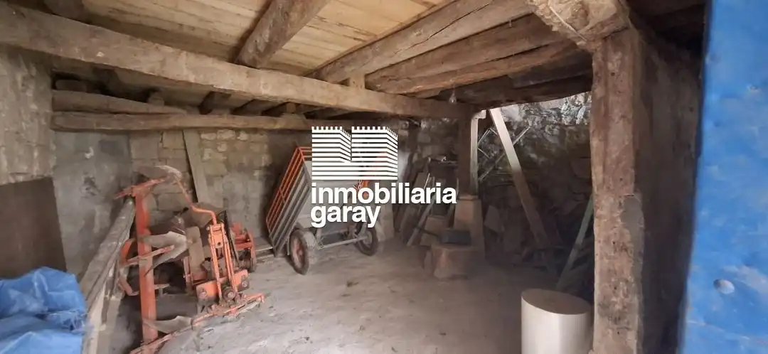 Houses for sale in Valle de Manzanedo  with Private garden