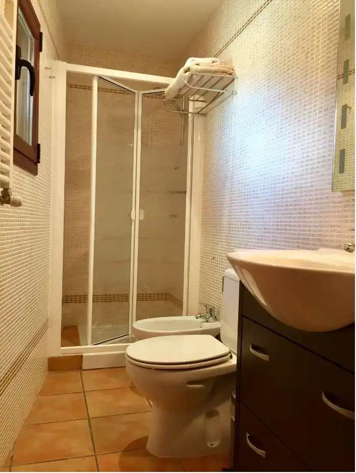 Badezimmer von Country house zum Verkauf in Vallcebre mit Heizung, Privatgarten und Möbliert