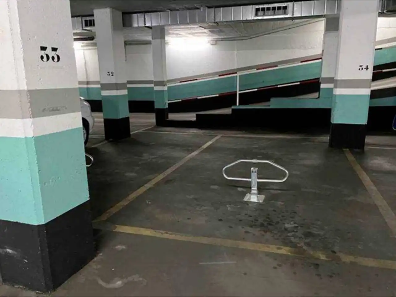 Parking for sale in Calle MOSSEN ANGEL RODAMILANS