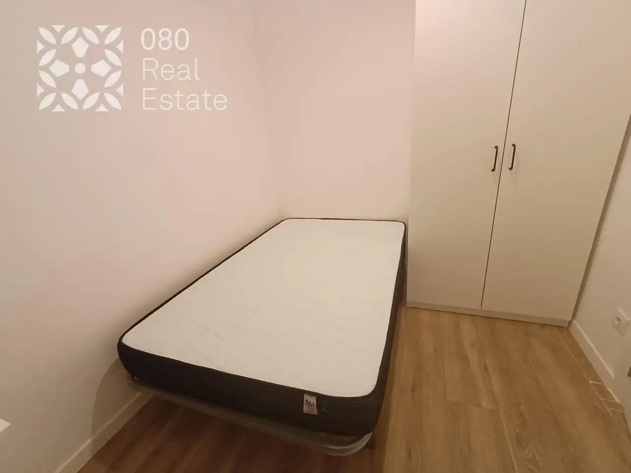 Habitación de Piso de alquiler en Barcelona con Parquet, Amueblado y Balcón