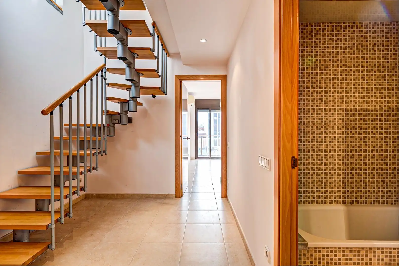 Maisonette zum Verkauf in Igualada mit Klimaanlage, Heizung und Terrasse