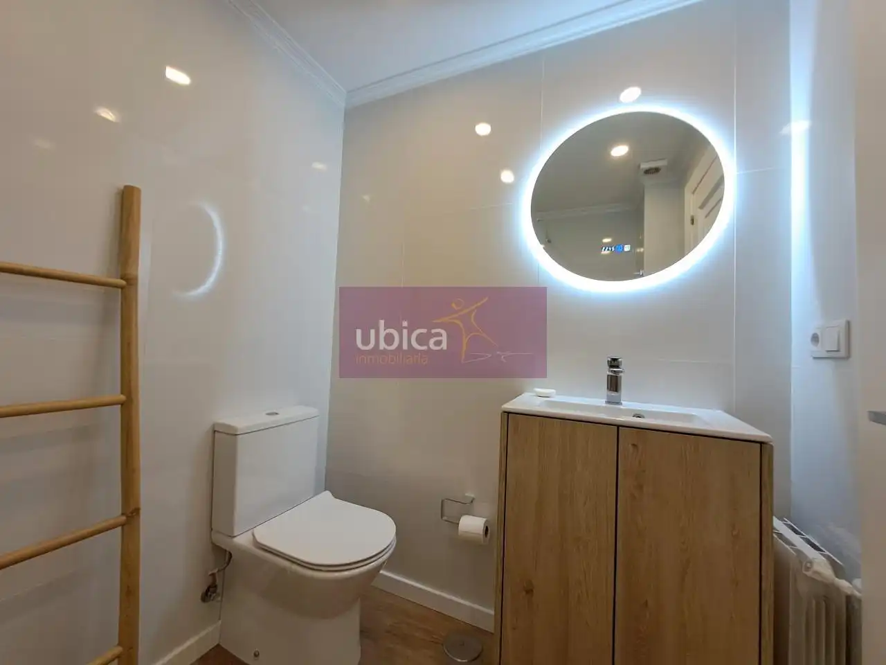 Badezimmer von Wohnung zum Verkauf in Tomiño mit Heizung und Möbliert