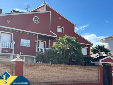 Villa avec piscine à vendre à Orihuela Costa