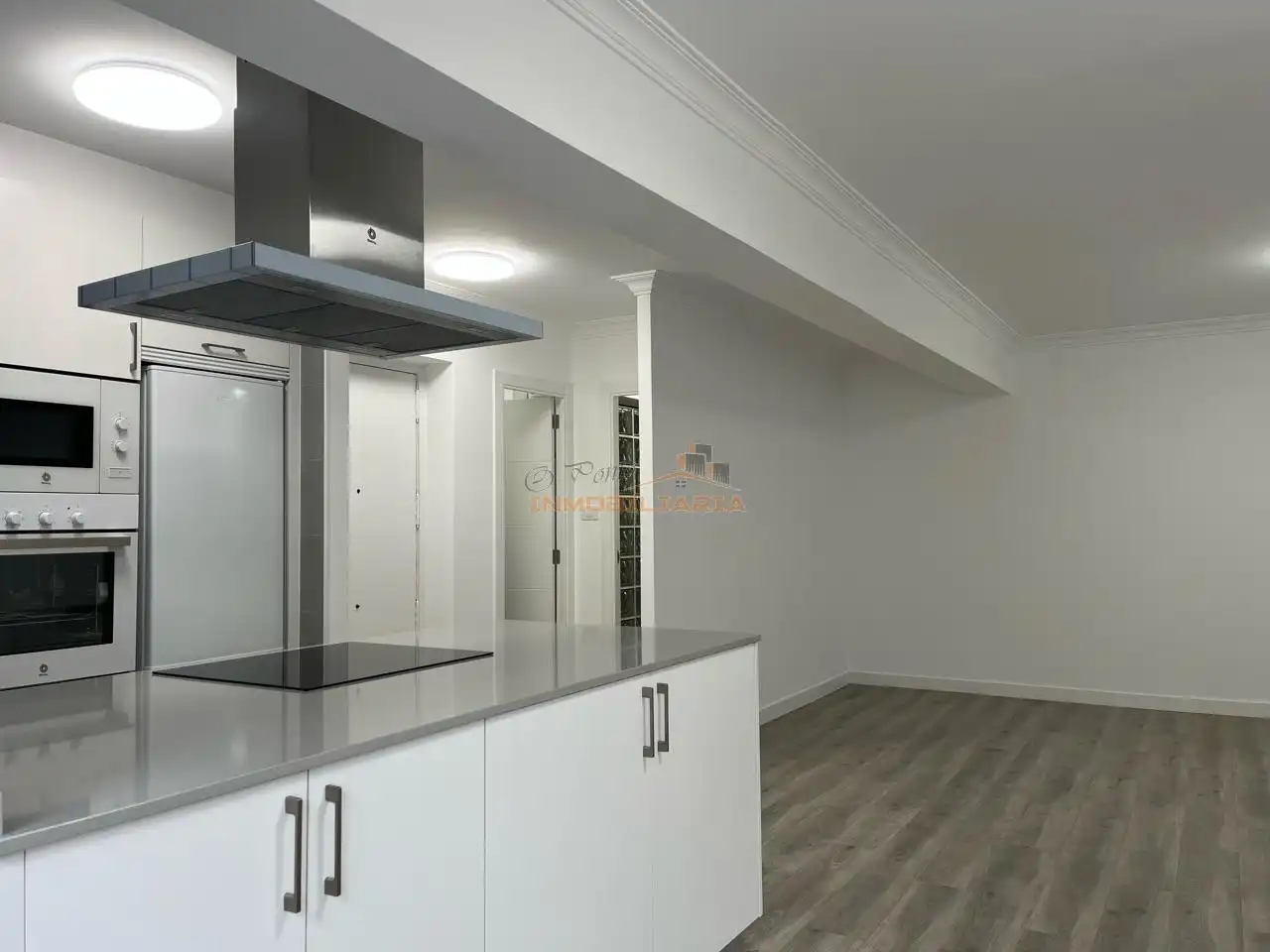 Appartamento con balcone in vendita a Centro, imagen 7