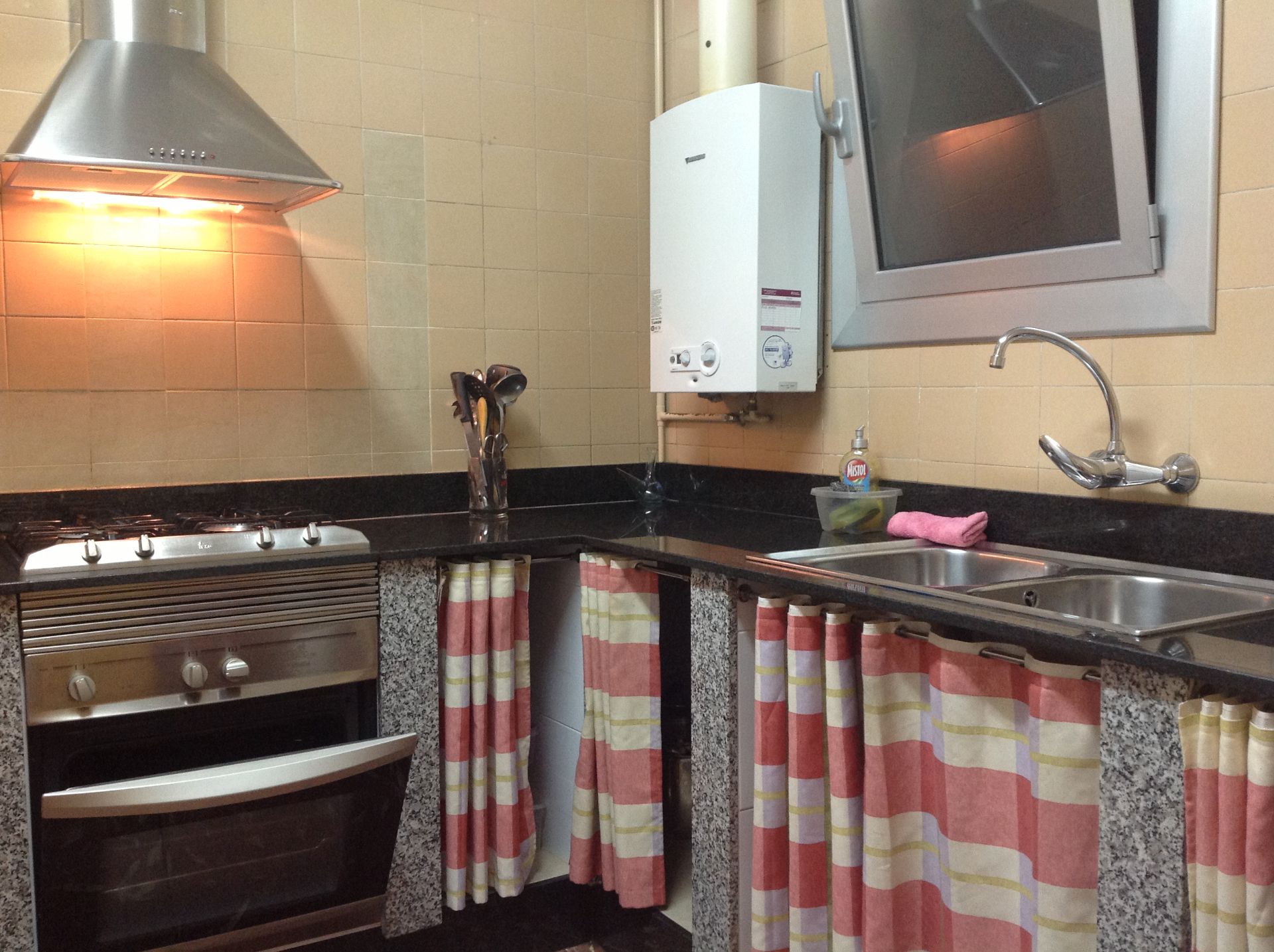 Kitchen of Flat for sale in  Barcelona Capital  with Furnished