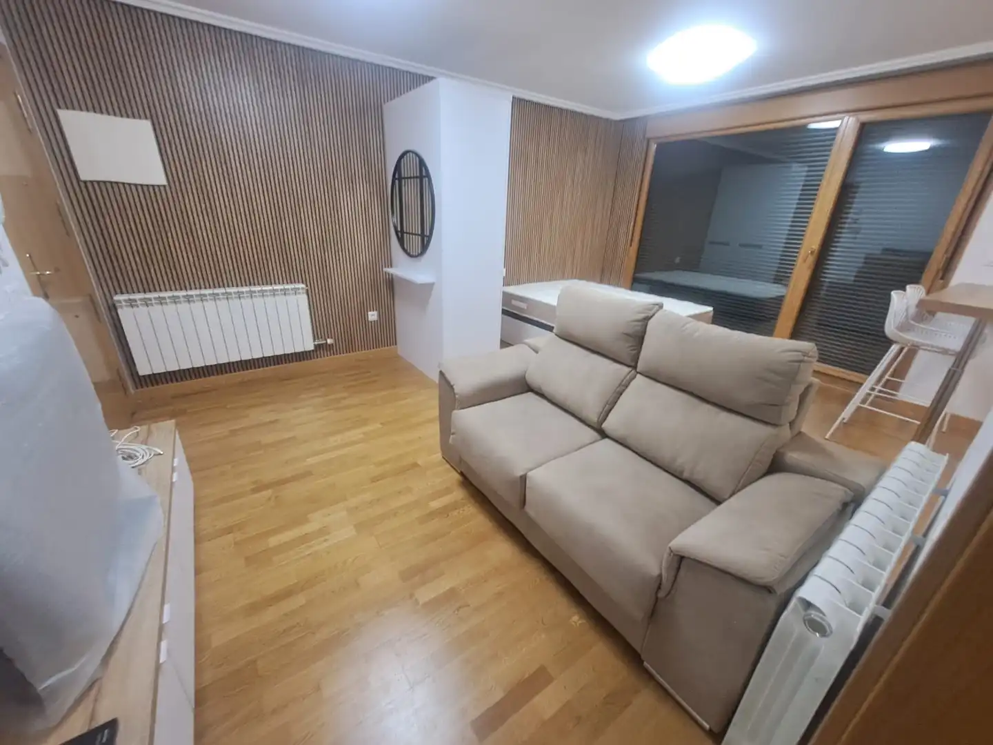 Apartment with terrace to rent in Plaza Prado de los Guzmanes 44