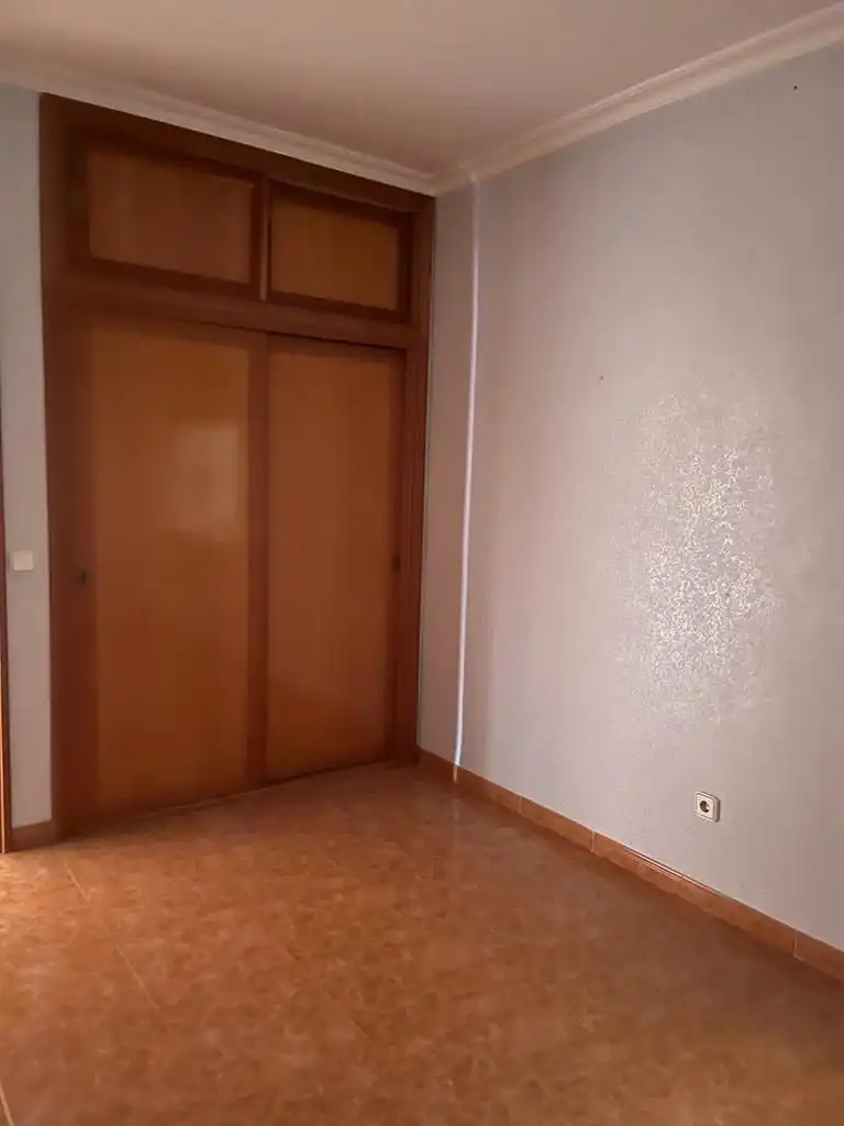 Schlafzimmer von Haus oder Chalet zum Verkauf in Alcázar de San Juan mit Klimaanlage, Heizung und Terrasse