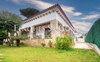 Vista exterior de Casa o xalet en venda en Sant Feliu de Guíxols amb Aire condicionat i Calefacció