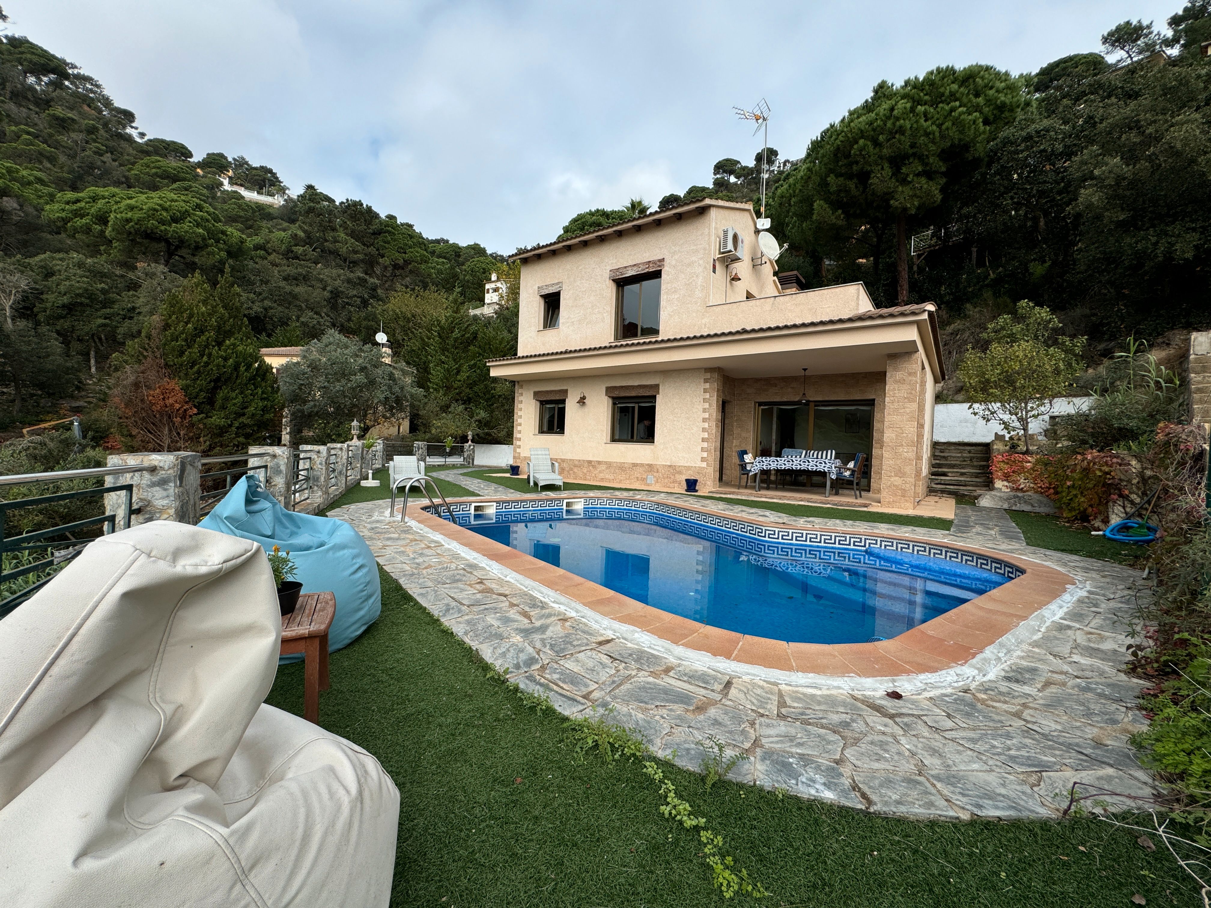 Piscina de Casa o xalet en venda en Lloret de Mar amb Aire condicionat, Calefacció i Jardí privat