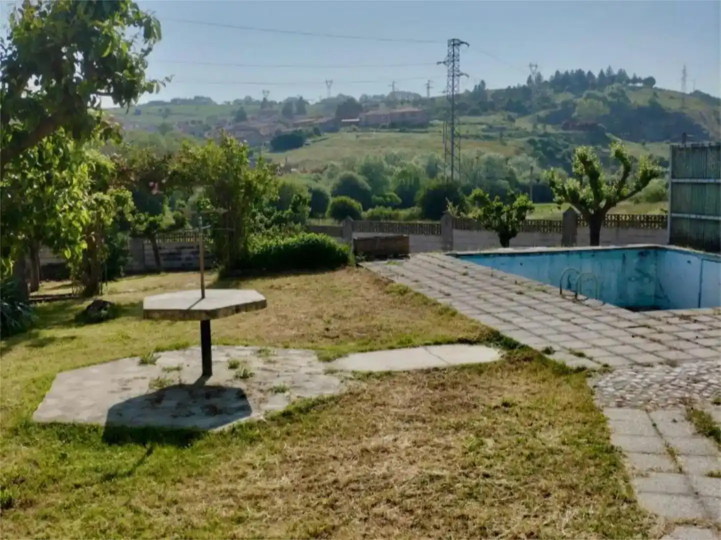 Schwimmbecken von Wohnung zum Verkauf in Valdeolea mit Privatgarten und Schwimmbad