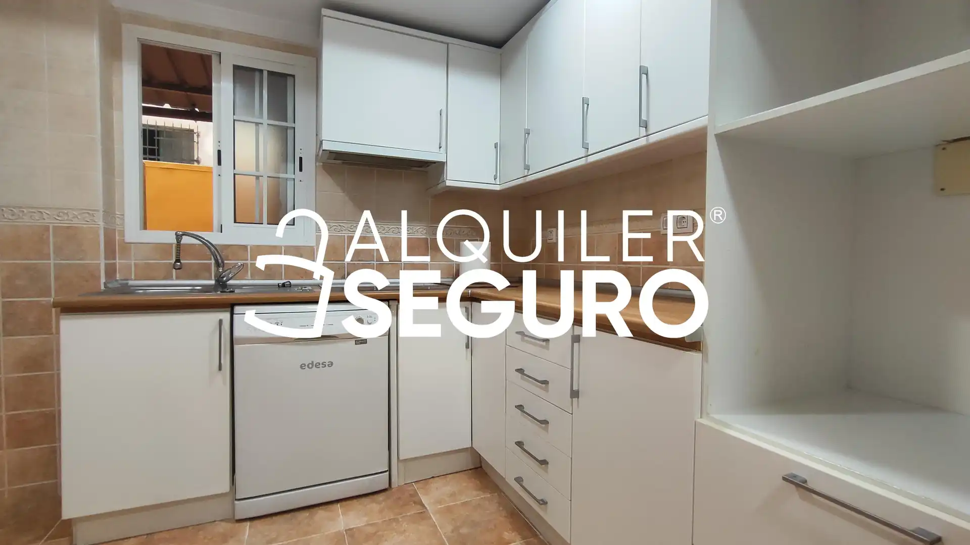 Kitchen of Flat for rent in Valencia  with Terrace and Furnished