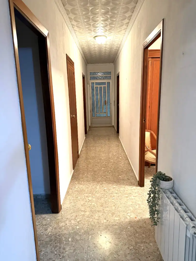 Einfamilien-Reihenhaus zum Verkauf in La Pobla del Duc mit Klimaanlage, Heizung und Terrasse