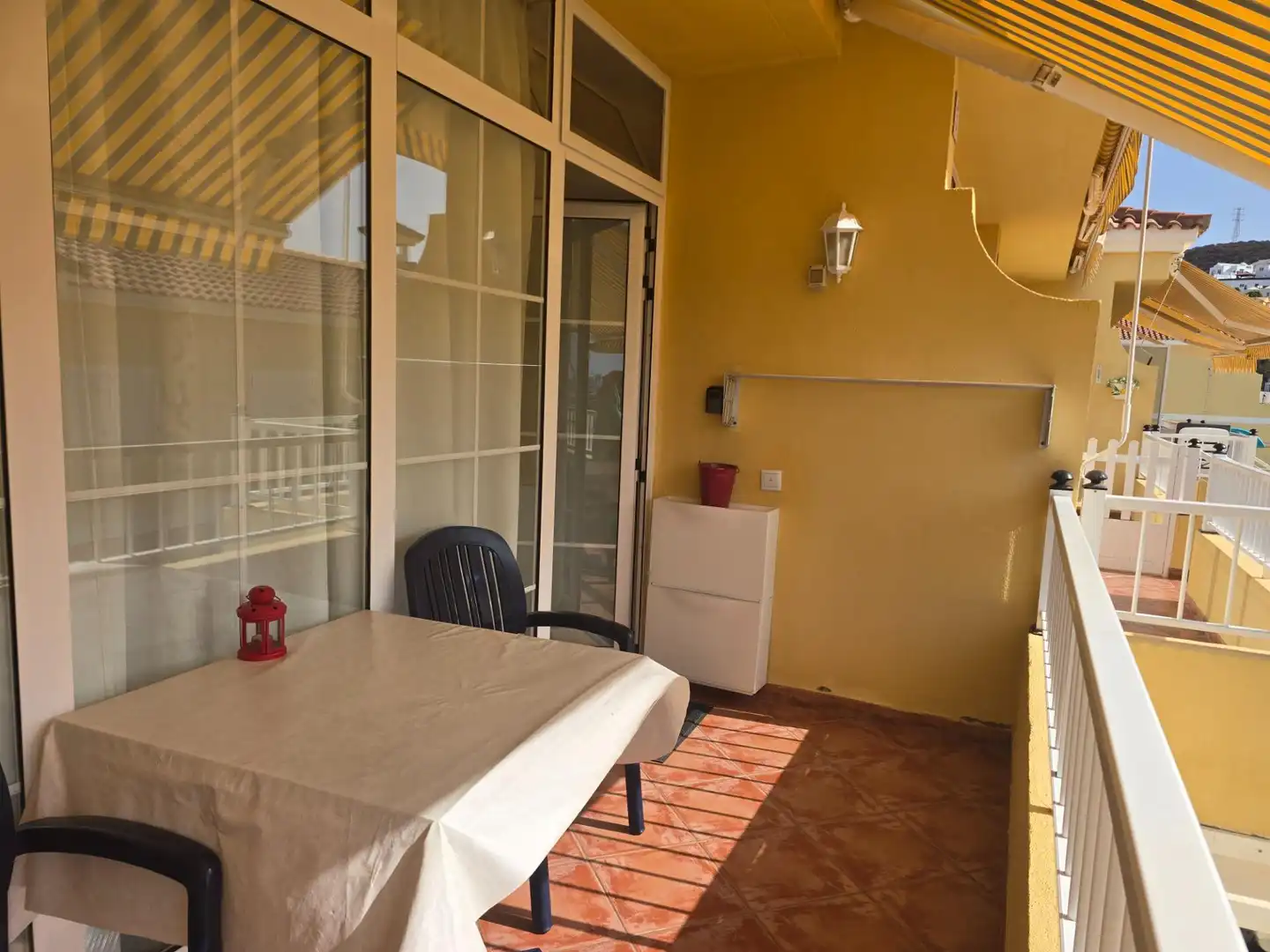 Terraza de Apartamento de alquiler en Mogán con Amueblado, Balcón y Piscina comunitaria