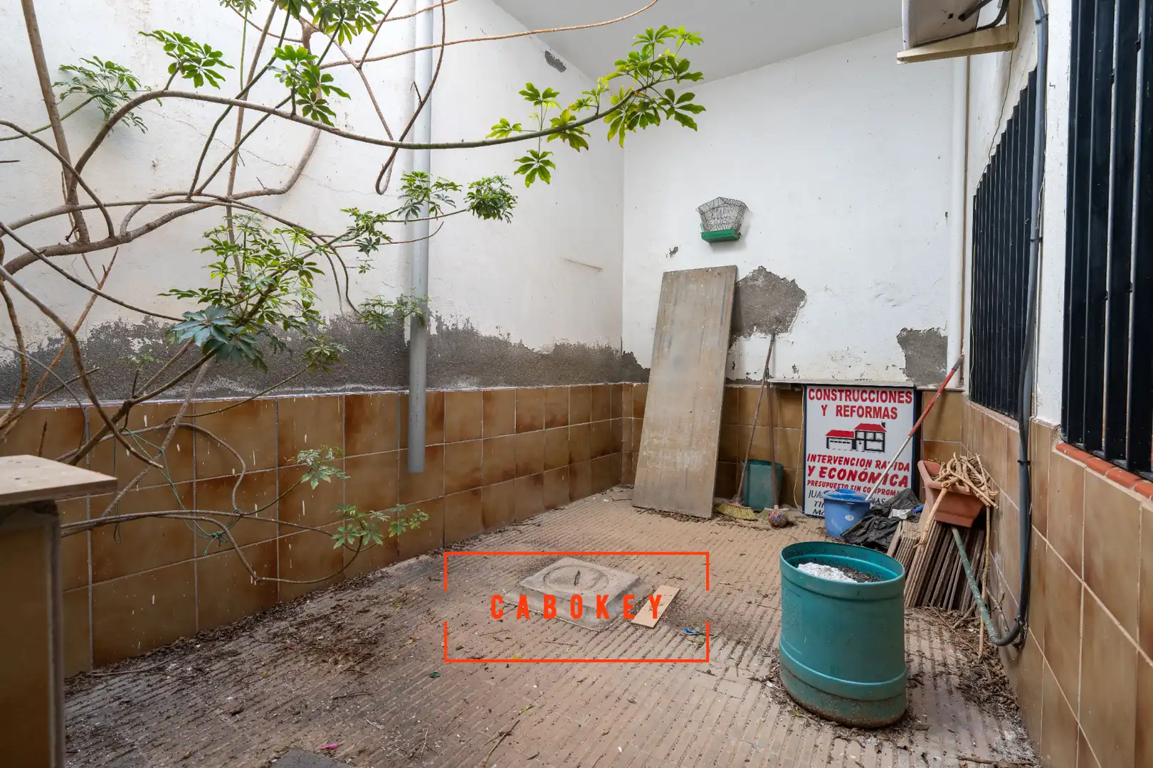 Casa adosada en venta en Almería con Terraza
