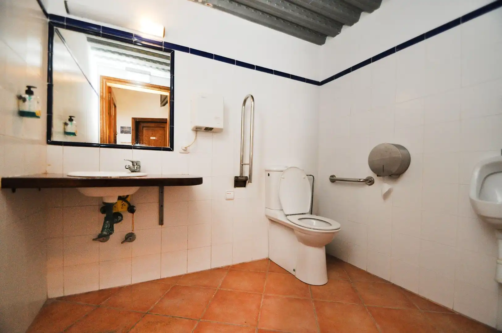 Local comercial en venda a Ciutadella, imagen 7