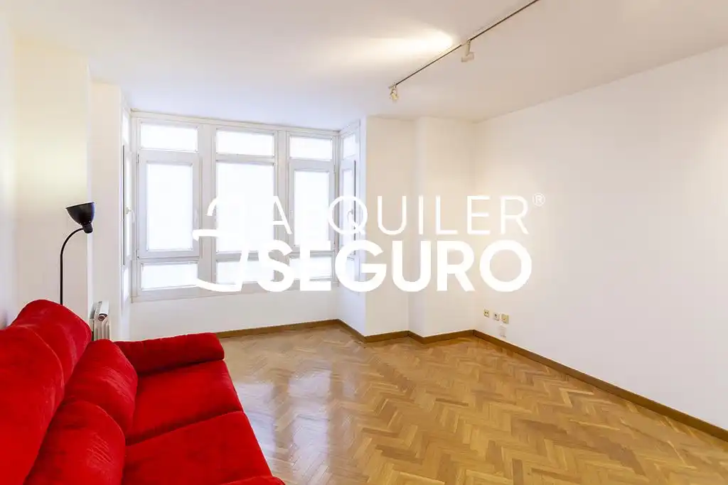 Sala d'estar de Pis de lloguer en Madrid amb Aire condicionat, Calefacció i Piscina
