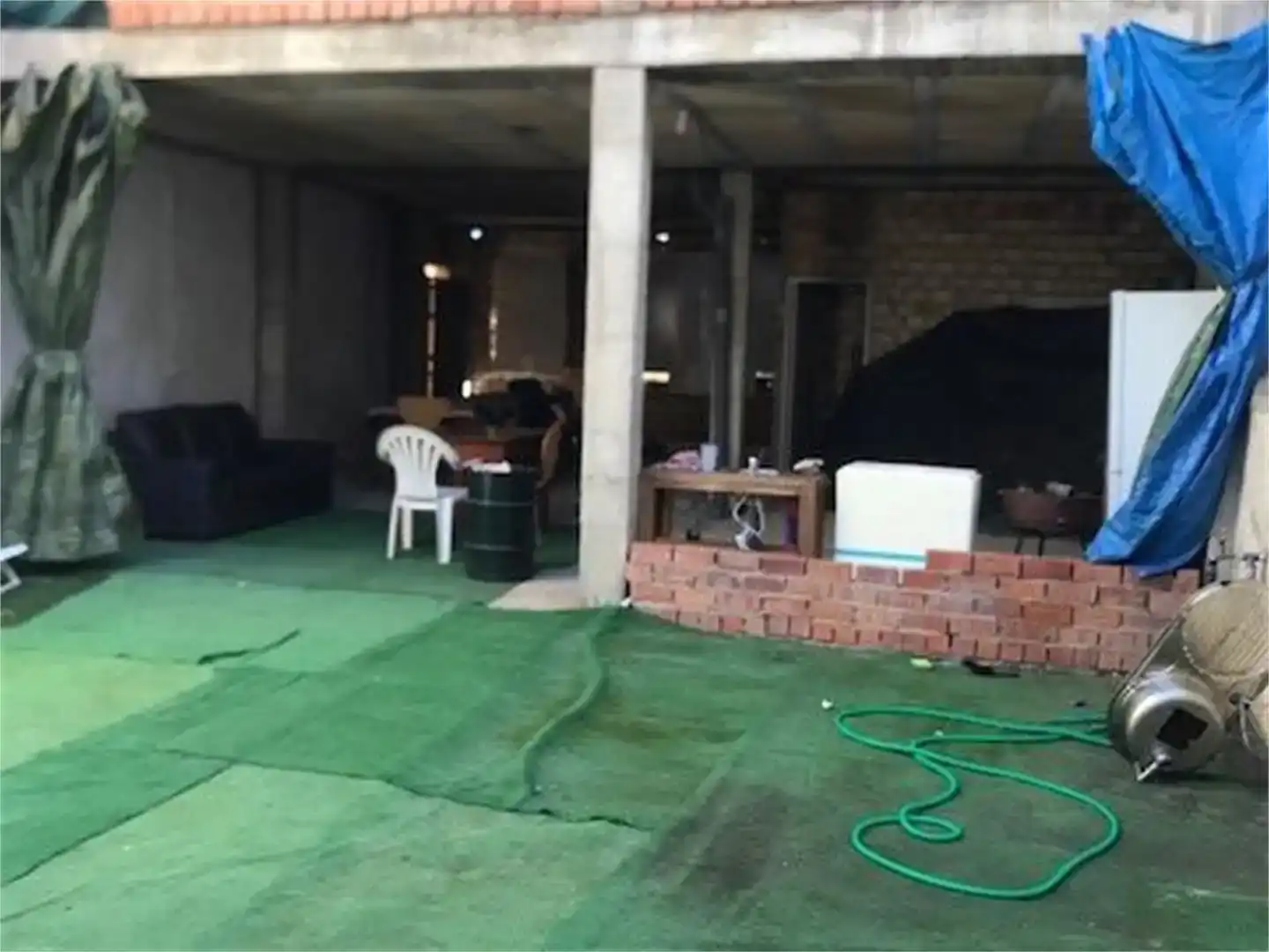 Casa adosada en venda en Gelves amb Balcó