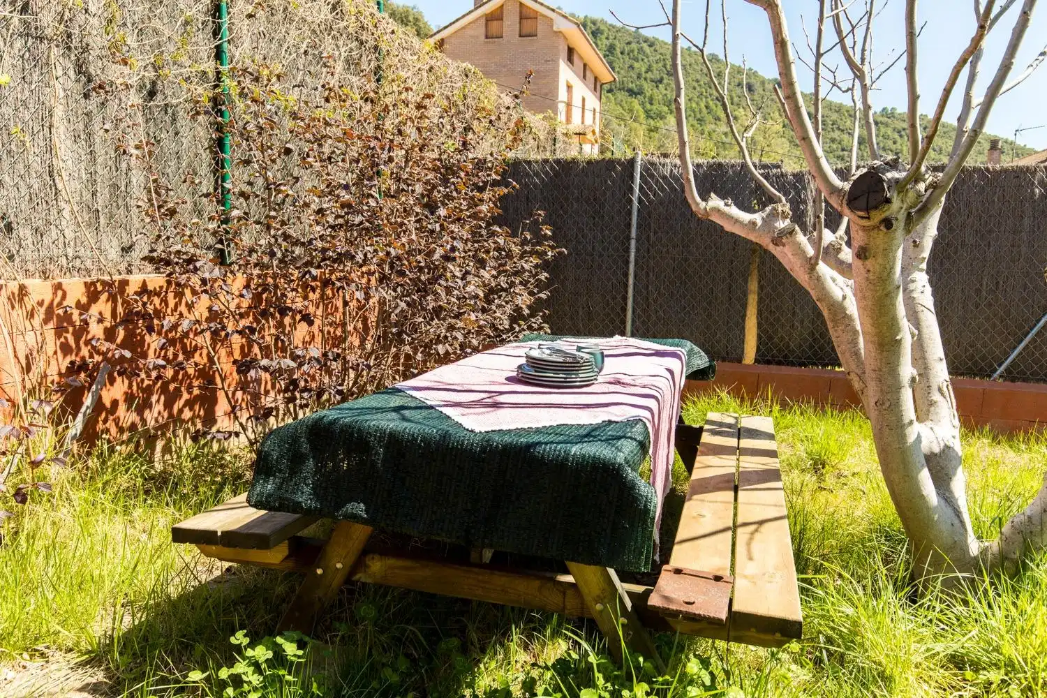 Jardín de Casa o chalet en venta en Boltaña con Aire acondicionado, Calefacción y Jardín privado