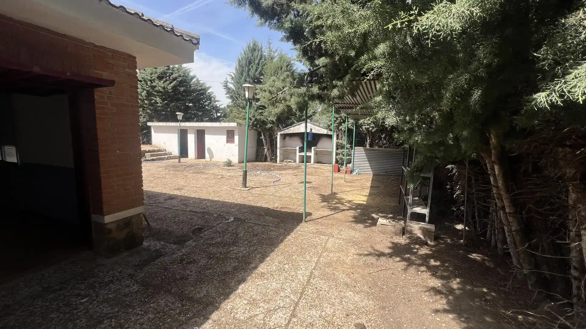 Garten von Wohnung zur Miete in Nuevo Baztán mit Privatgarten, Abstellraum und Schwimmbad