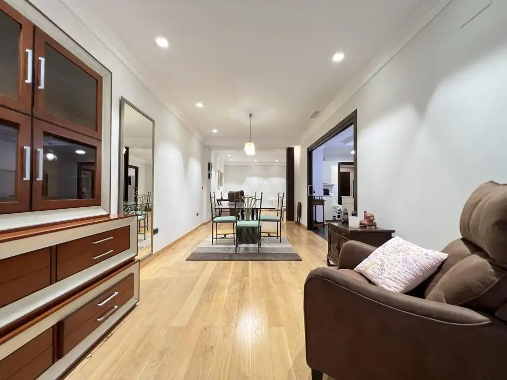 Piso con ascensor en venta en Casc Urbà, imagen 3