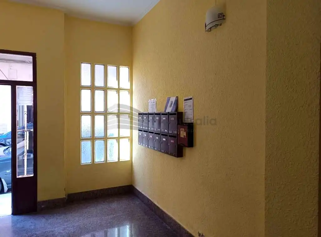 Flat for sale in De Oriente, Barrio de Delicias