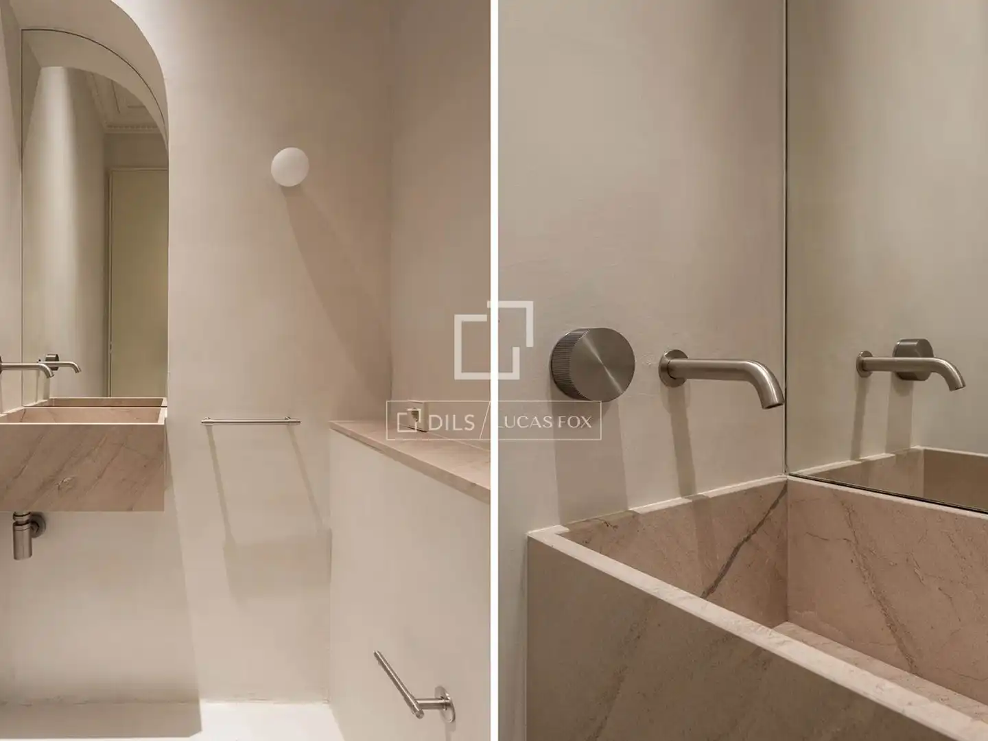 Bathroom of Attic for sale in Barcelona  with Air Conditioner, Heating and Parquet flooring