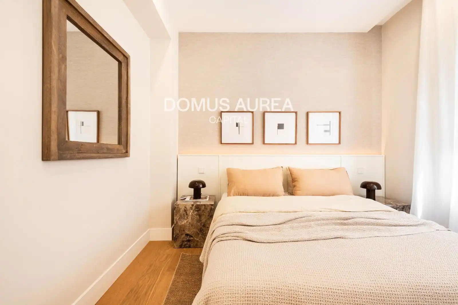 Schlafzimmer von Wohnung zum Verkauf in Madrid mit Klimaanlage, Parkett und Möbliert