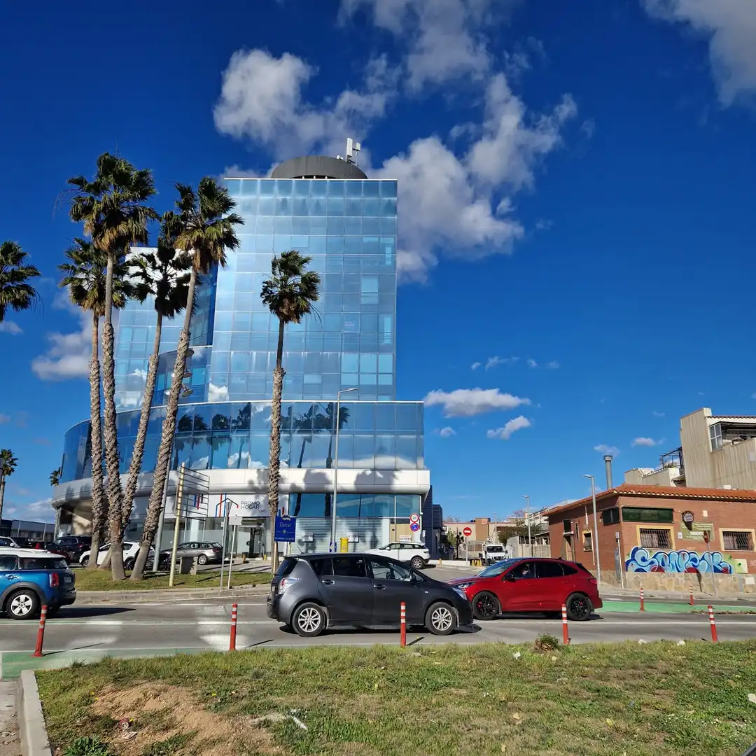 Business premises for sale in Ronda d'Europa 60, imagen 2