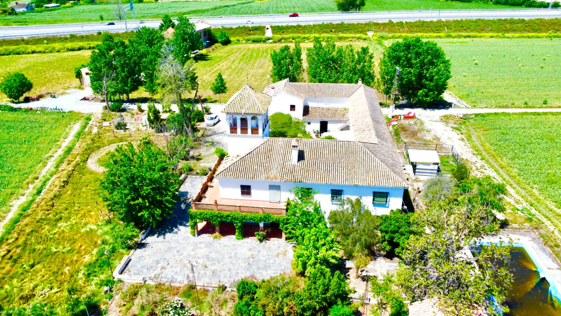Vista exterior de Casa o chalet en venta en Granada con Jardín privado, Terraza y Trastero