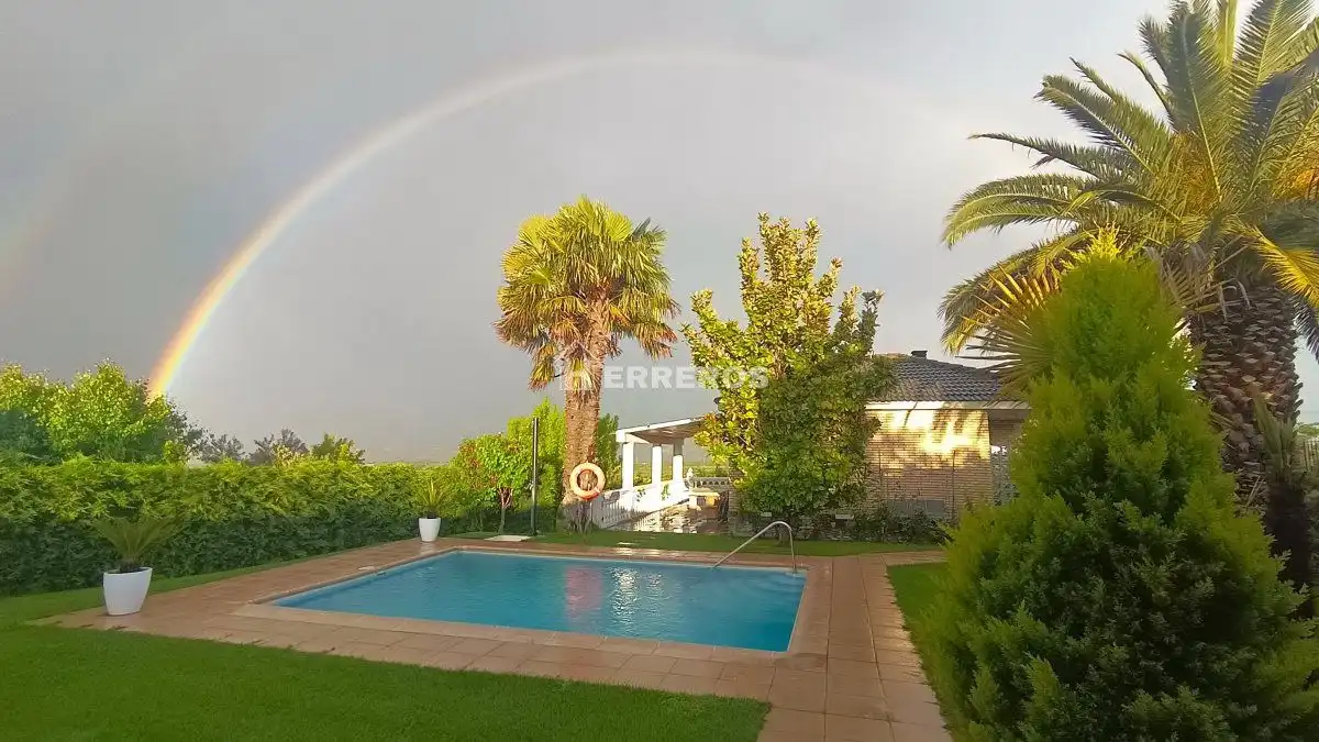 Garden of Houses for sale in Entrena, La Rioja