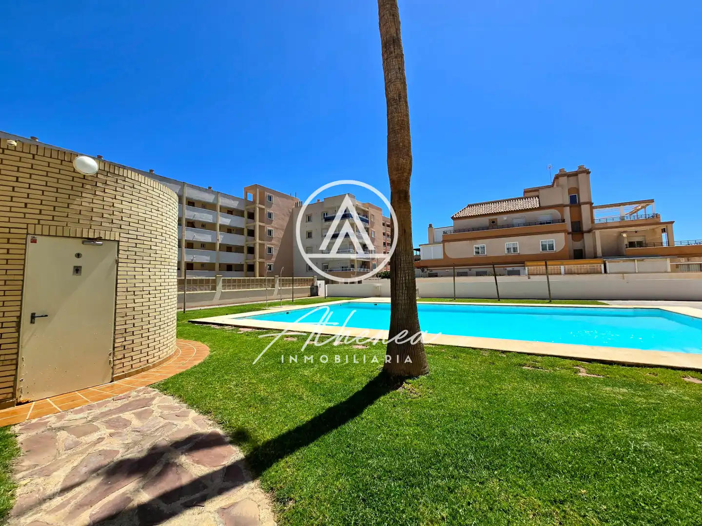 Piscina de Piso en venta en Roquetas de Mar con Aire acondicionado, Calefacción y Terraza